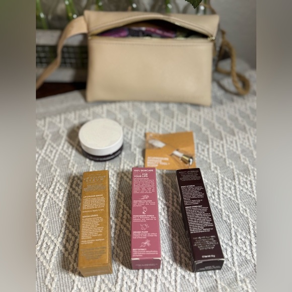 FitGlow Lip Serum Collection. Jam,Deep and Night w/ 3 in 1 Lip Mask and Tool. - Picture 8 of 11